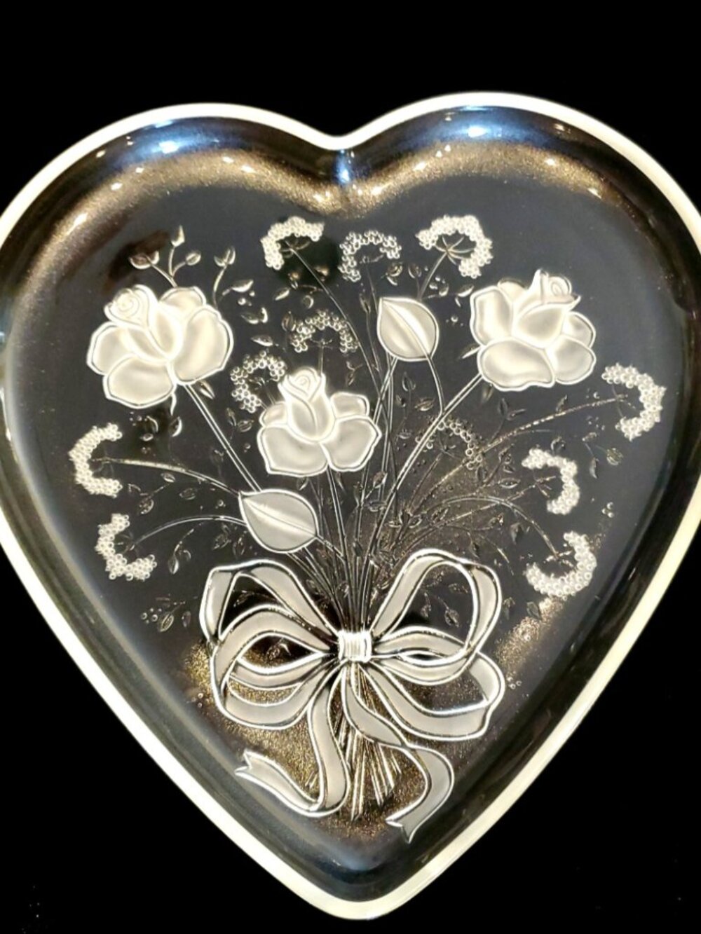 MIKASA Walther Crystal Valentine Heart Shaped Serving Platter Clear Rose Bow